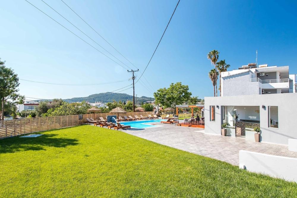 Essential Summer (Adults Only) Φαληράκι Εξωτερικό φωτογραφία
